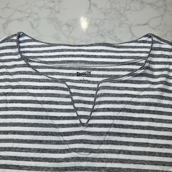 Duluth Trading Co Women’s Longtail T Tunic Grey White Stripe Size Large - Picture 4 of 6